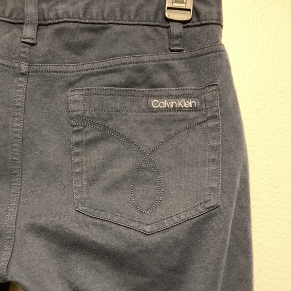 Calvin Klein Jeans Low Rise Pants, Blue, Size 6 - Picture 6 of 6